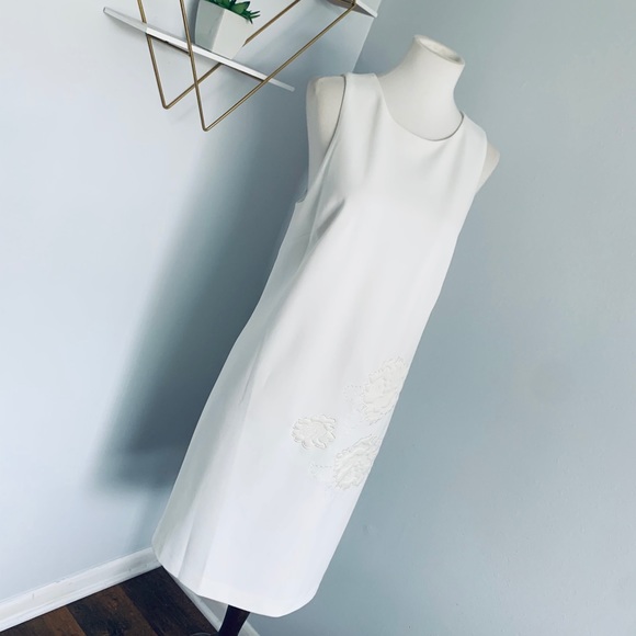 Betsey Johnson White Appliqué Crepe Dress, Size 14 - Picture 6 of 16